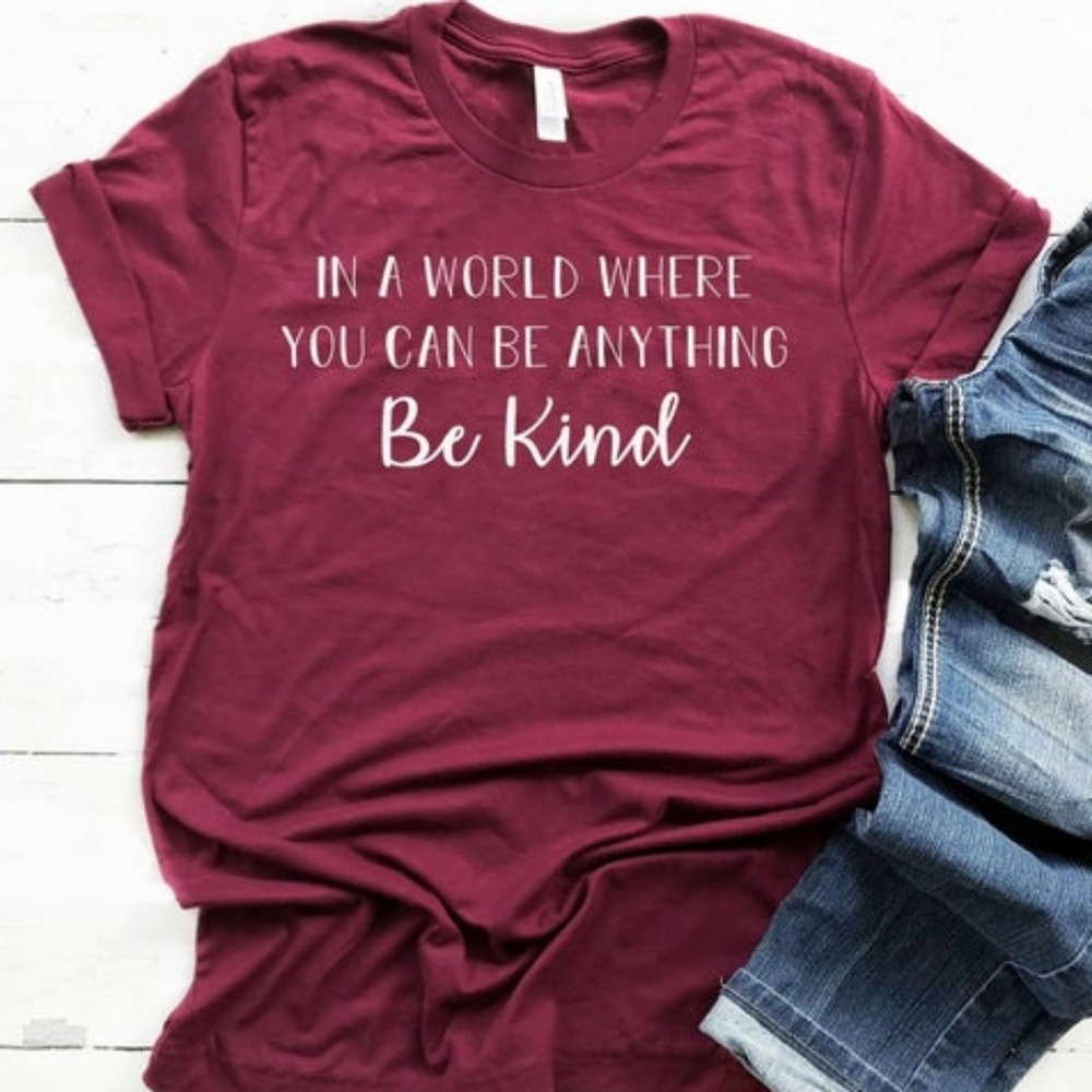 Be Kind short sleeve tee